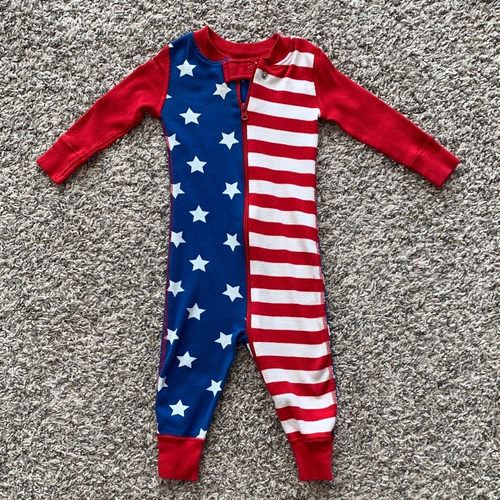 Hanna Andersson Red, White, and Blue Stars and Stripes Footie